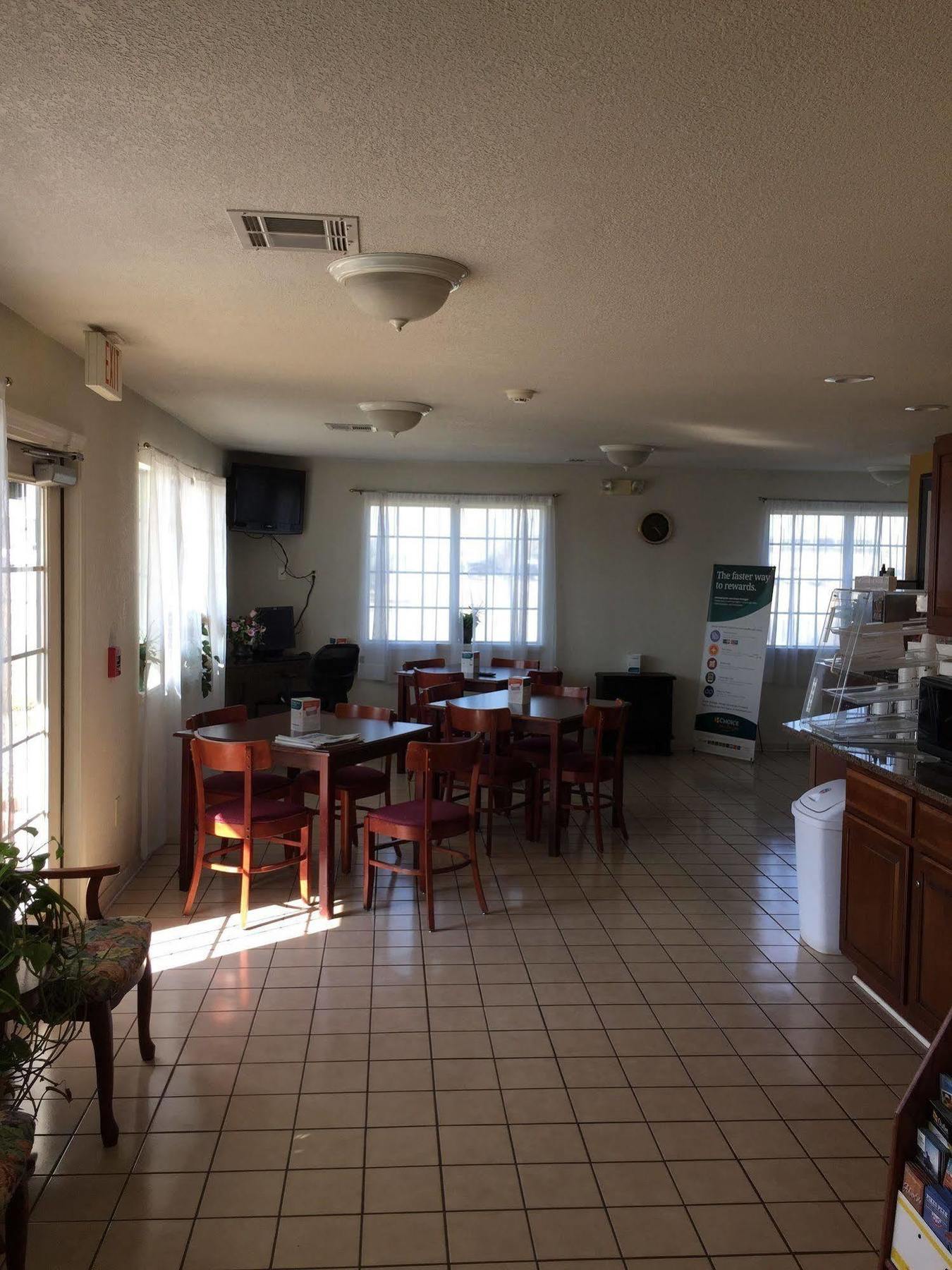 Rodeway Inn Goddard Luaran gambar